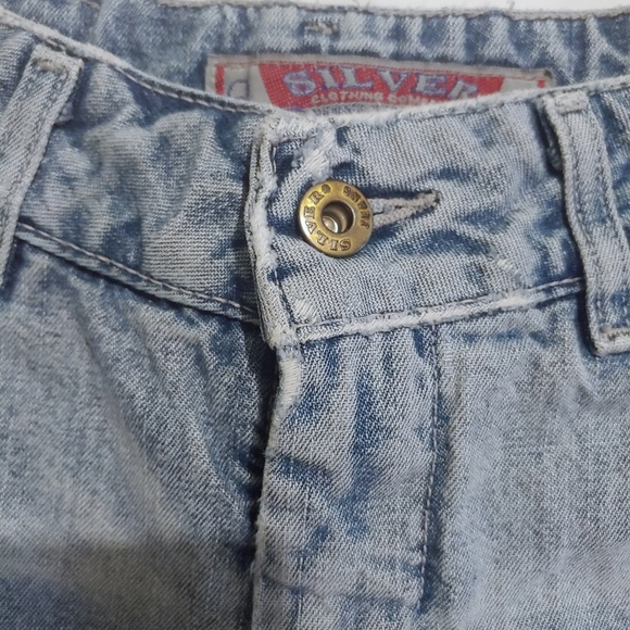 Silver Jeans Shorts Light Wash - Picture 7 of 8